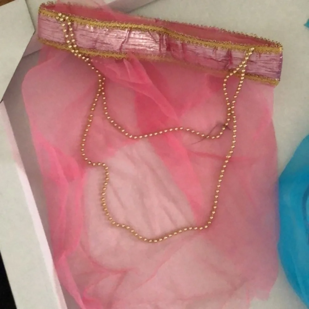 Halloween Genie four piece costume size 4 to 6